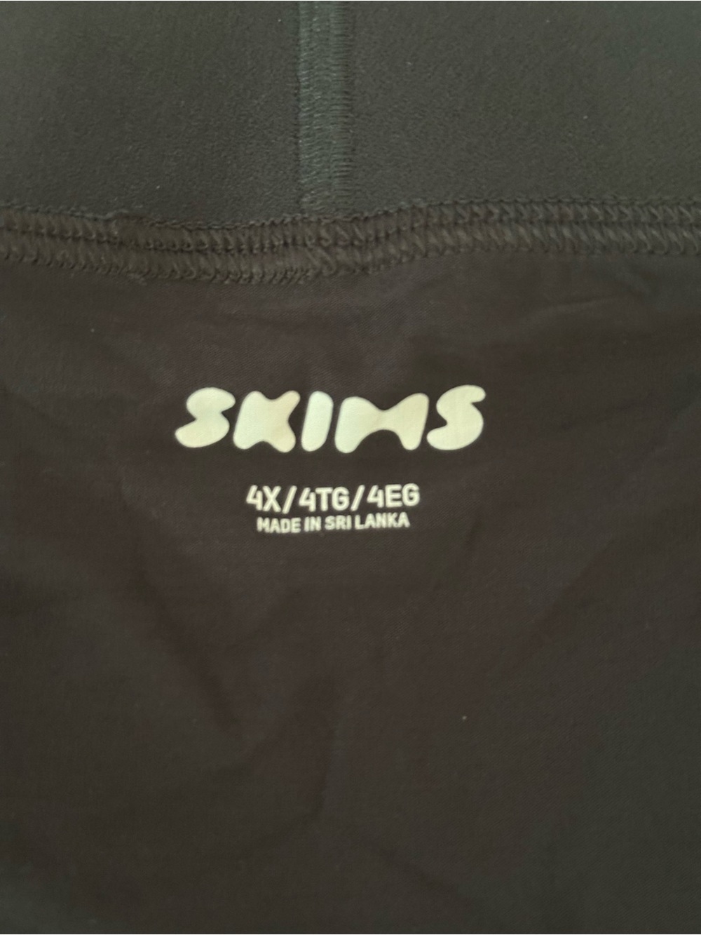 SKIMS Black Seamless Brief with Logo NEW - Picture 2 of 2